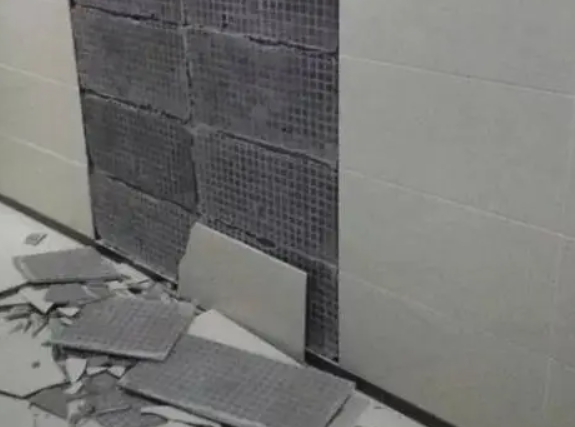 华阴瓷砖空鼓维修公司分享下华阴墙砖松动维修的知识